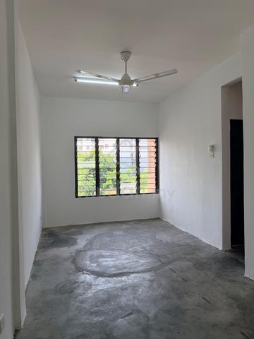 Pangsapuri Lili 1