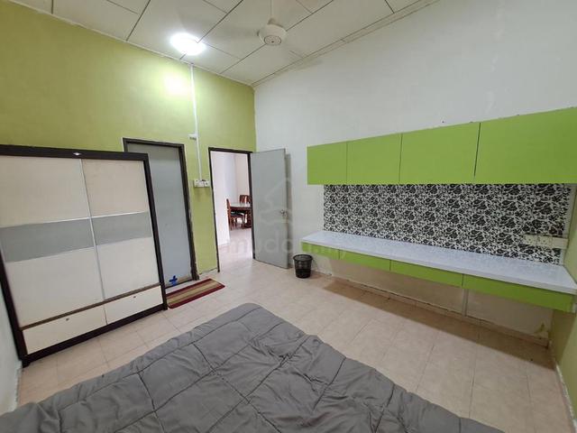 For Sale-Single Storey End Lot Flora Height Seroja Pasir Gudang 1