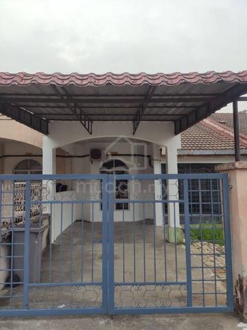 Single Storey Terrace Taman Desa Cempaka Nilai Negeri Sembilan 1
