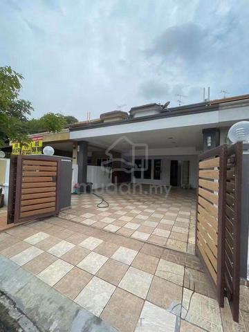 Bandar Botanic Kiara 2 Storey 20x75 Fully Renovated Extended Up Down 1