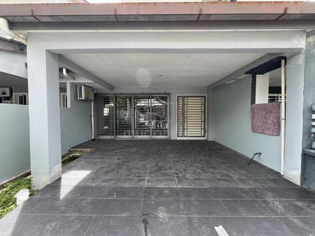 RENOVATED 2 Storey Terrace Pulau Angsa, U10, Bandar Nusa Rhu Shah Alam 1