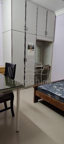MIDDLE ROOM at KL central. 1