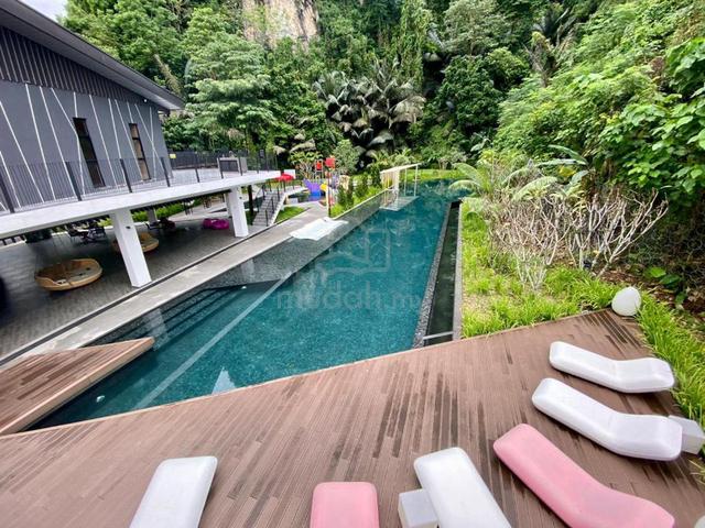 The Cove Hillside Residence 1