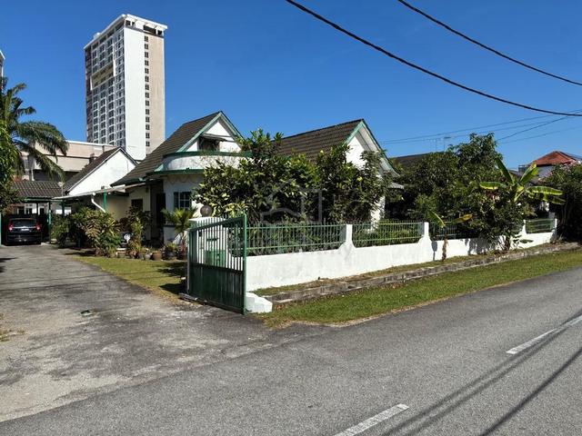 Bungalow near to City Centre| FREEHOLD|Tanah Luas| 1