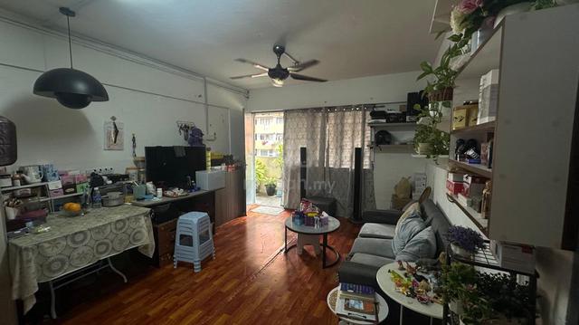 Taman Miharja Apartment (LRT Miharja) 1