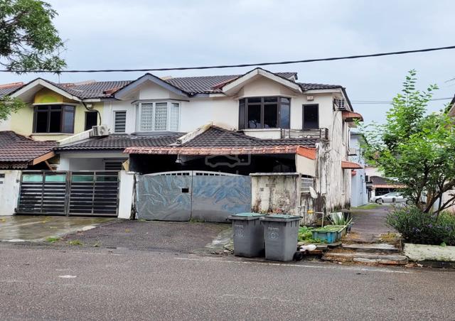 Taman Tan Sri Yaacob Double Storey End Lot Facing Shops Skudai Johor 1