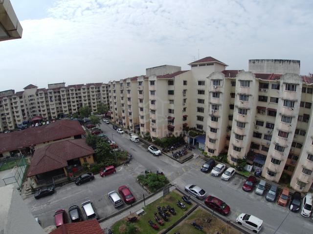 Pangsapuri Subang Suria 1