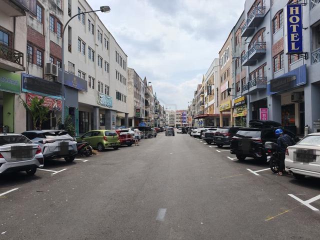 Indahpura Kulai Ground Floor of Four Storey Shop near Aeon Kulai 1