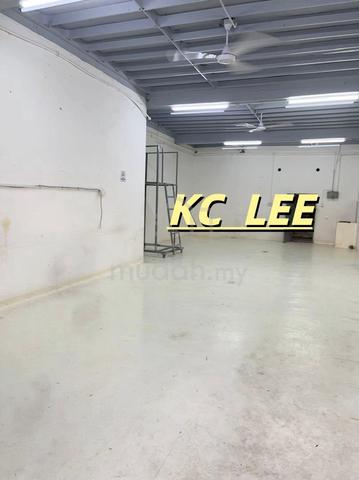 Main Road Ground Floor For RENT @ Taman Merak,Simpang Ampat Penang 1
