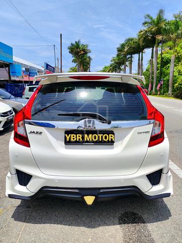 2017 Honda JAZZ 1.5V(A)I-VTEC FULL BODYKIT WARRNTY - 4