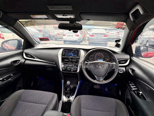 Toyota YARIS 1.5 E (A) - 5