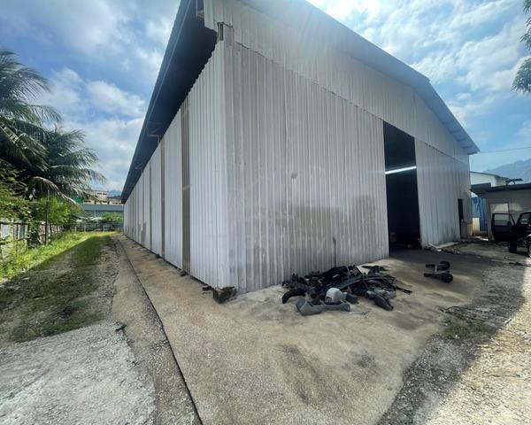 Alor Akar Land with Covered Building 1