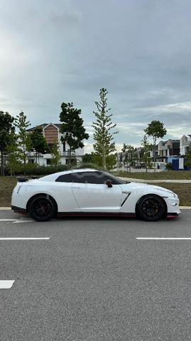 2011 Nissan GT-R 3.8 PREMIUM EDITION R35 MY2010 - 2