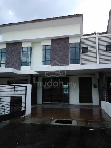 Room For Rent Saujana KLIA Kota Warisan Sepang (MALE) 1