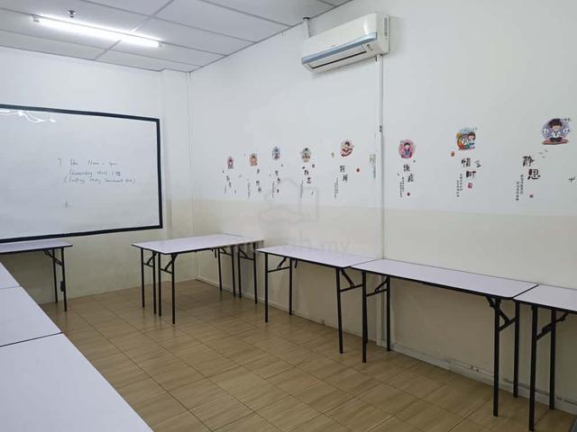Partially Renovated Elit Avenue Shoplot 1st Floor 900sf Bayan Baru 1