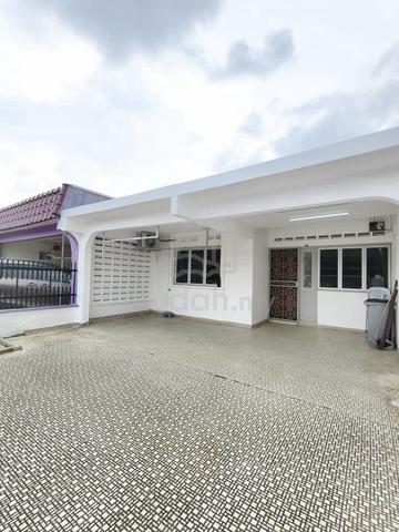 JB Town 1-Storey 22x70 with Attic Renovated & Well Maintain for Sale!! 1