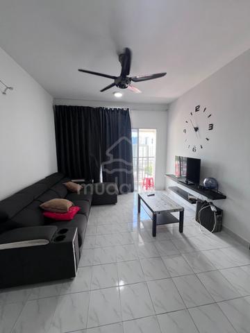 Hijauan Lumayan Residensi Condo Taman Naga Emas 1