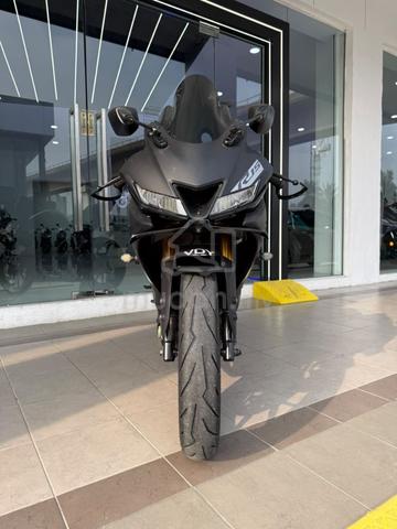 2019 Yamaha R15 ( 100% ENJIN SEDAP ) FULL LOAN - photo 8 of 13
