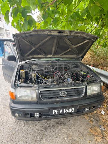 2001 Toyota UNSER 1.8 GLI FACELIFT (A) - 2