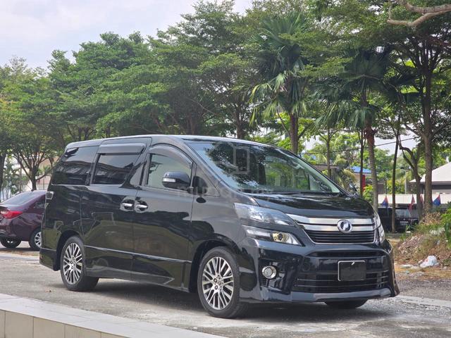 2013 Toyota VELLFIRE 2.4 Z GOLDEN EYES MPV KING - 1