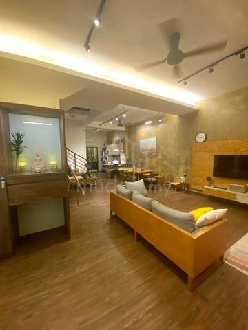 Dato Chellam 2 Storey Terrace House 4 bed 4 baths Renovated House 1
