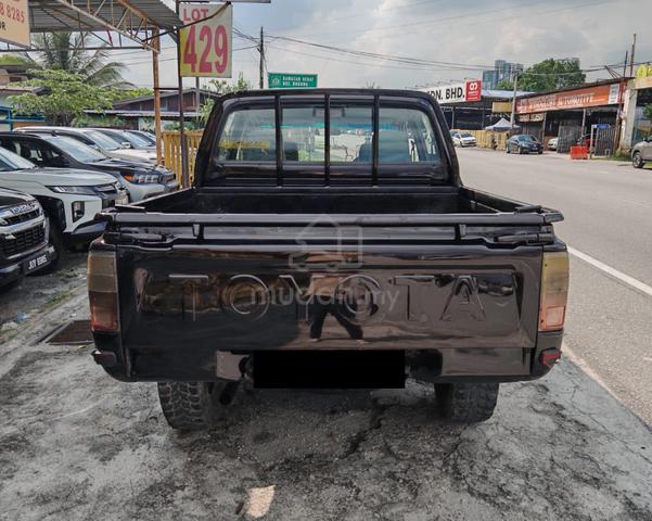 Toyota HILUX 2.8(M) LN166 3L D/C 4X4 PICK-UP TRUCK - 5