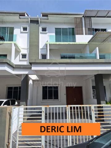 CHEAP! Maple Residence, 3 Storey Terrace, Gated & Guarded, Butterworth 1