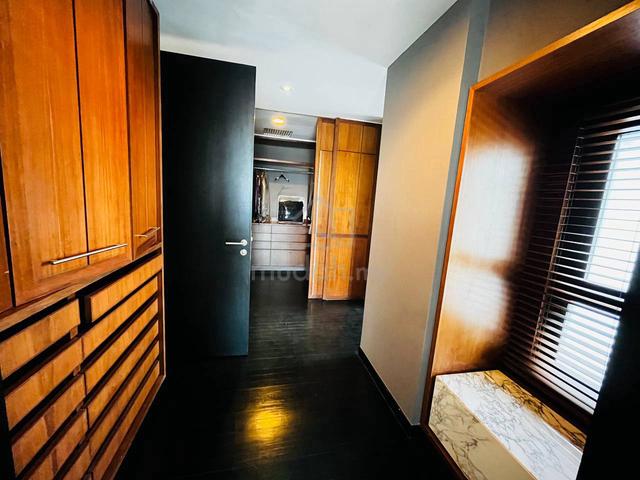 The Capsquare Residences 4