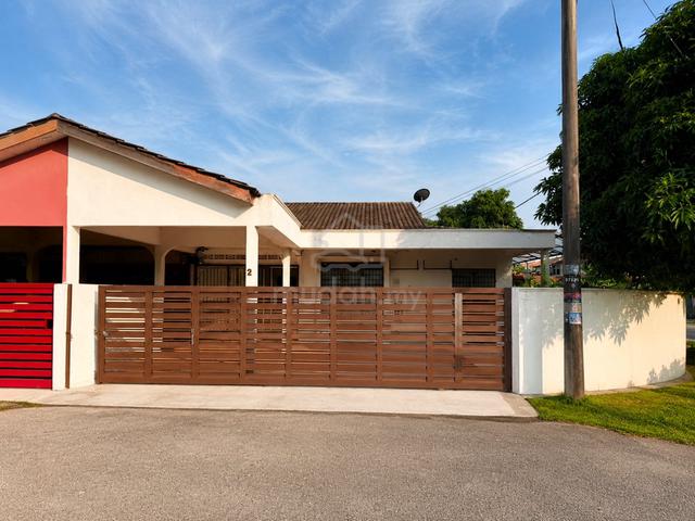 Single Storey Corner House for Sale Taman Sentosa, Klang 1