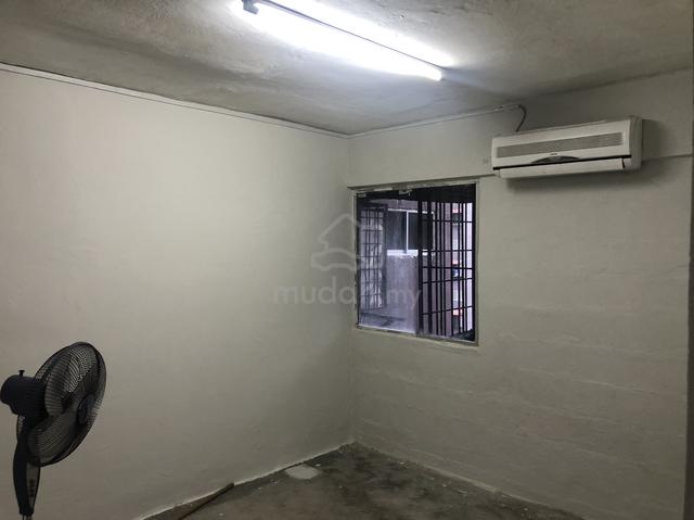 Kondo Rakyat Desa Pantai (Bangsar South) 5