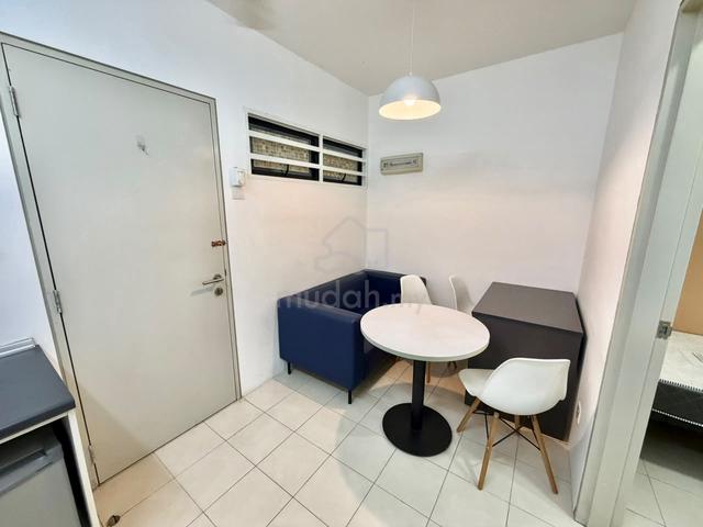Uni Suites 1