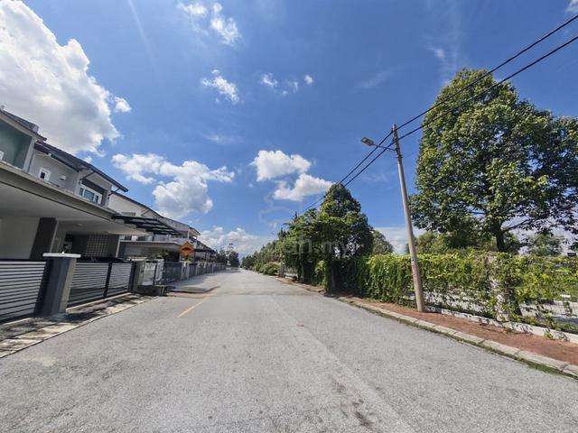 SERI BOTANI / 2 Storey Terrace / Gated & Guarded / FREEHOLD / 22X75 1
