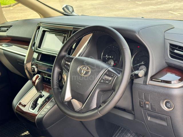 2015 Toyota VELLFIRE 2.5 V (A) 2PowerDoor 7 Seater - 5