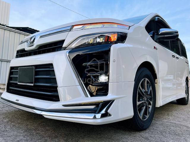 2019 Toyota VOXY 2.0 ZS KIRAMEKI II (A) 8 VIP Seat - 2