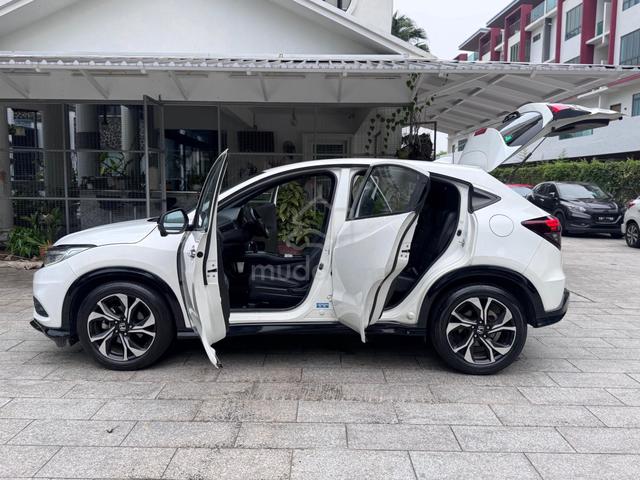 2021 Honda HR-V 1.8 RS (A) WE GIVE NEXT YEAR PRICE - 3