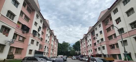 Sri Dahlia Apartment 1