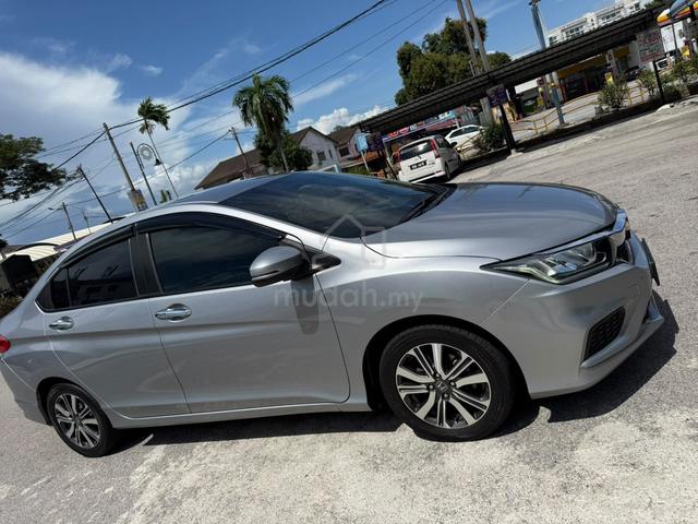 Honda City GM6 1.5 (A) Facelift with Padddle Shift - 2