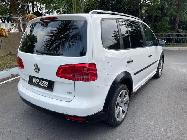 2012 Volkswagen TOURAN 1.4 (A)LOAN/CASH - 4