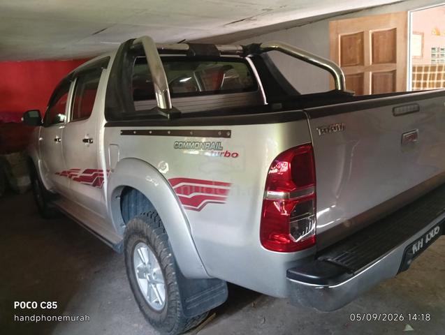 2011 Toyota HILUX 2.5 G MY05 KUN25R FACELIFT II - 5