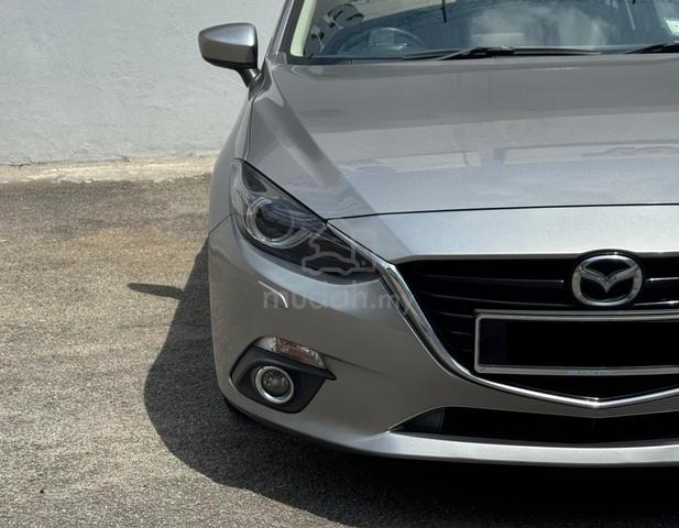 Mazda 3 2.0 SEDAN HIGH SKYACTIV (A) - 4