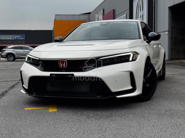 2025 Honda CIVIC 2.0 TYPE R FL5 (M) LIKE NEW - 3
