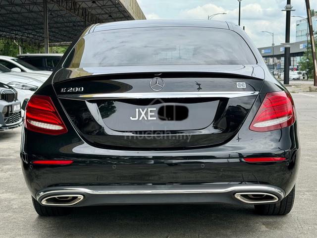 2018 Mercedes Benz E200 2.0 AVANTGARDE (CKD) (A) - 4