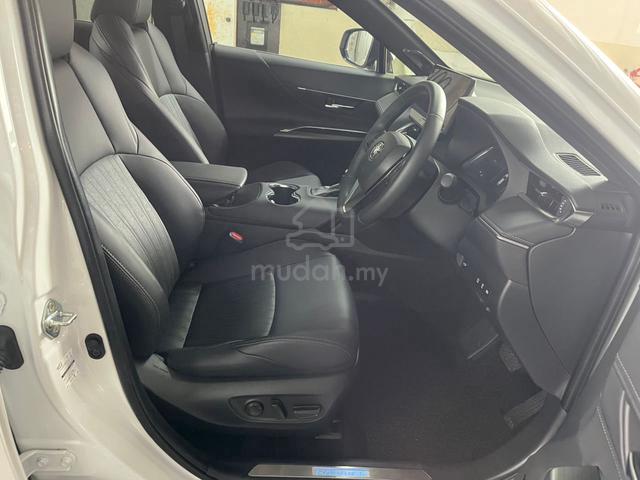 7K km 2025 Toyota HARRIER Z JBL Panoramic Roof - 5