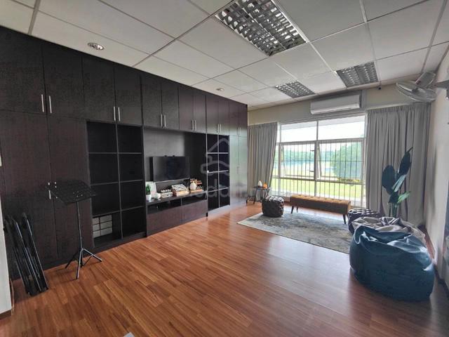 1st Floor Office or Retail lot, D'Bayu, Bukit Jelutong [Facing Field] 1