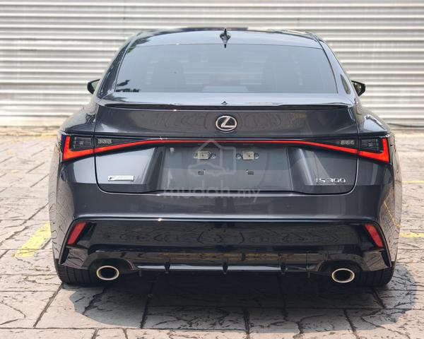 2023 Lexus IS300 2.0 F-SPORT MODE BLACK III 5A 25K - 5