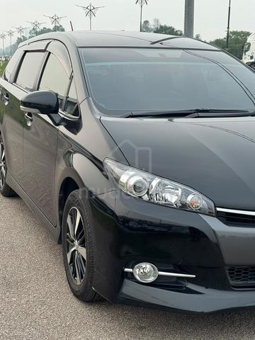 2014 Toyota WISH 1.8 S ZGE20G FACELIFT (A) - 4