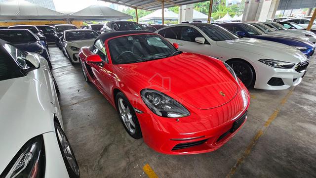 2022 Porsche 718 Boxster Roadster - 1