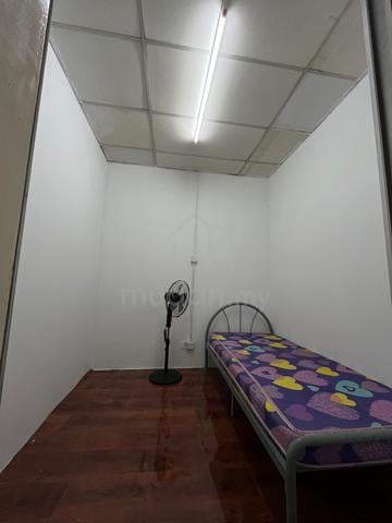 Bilik Sewa Bujang Single Room Fully Furnish Port Dickson Waterfront 1