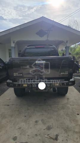 2014 Isuzu D-MAX 2.5 4x4 MT-L (M) - 5