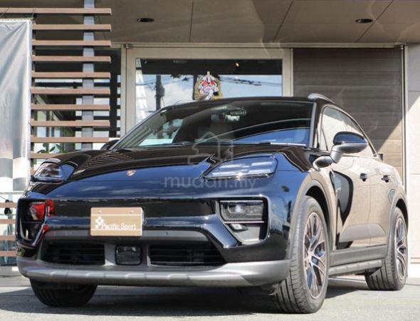 2025 BOOKNOW NEW CAR Black/Beige Porsche MACAN EV - 1